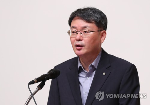격려사하는 윤면식 한은 부총재