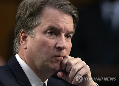 "캐버노 美대법관 후보 고교때 강간미수"…피해여성 직접 폭로