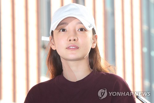 아이돌 그룹 카라 출신인 구하라 씨
