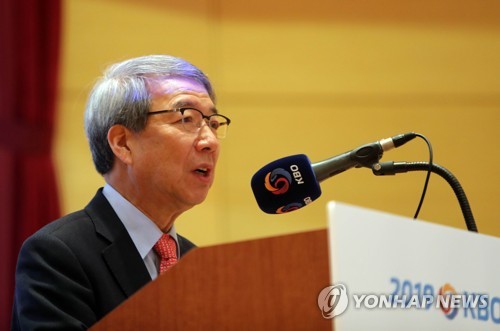 인사말하는 정운찬 KBO 총재
