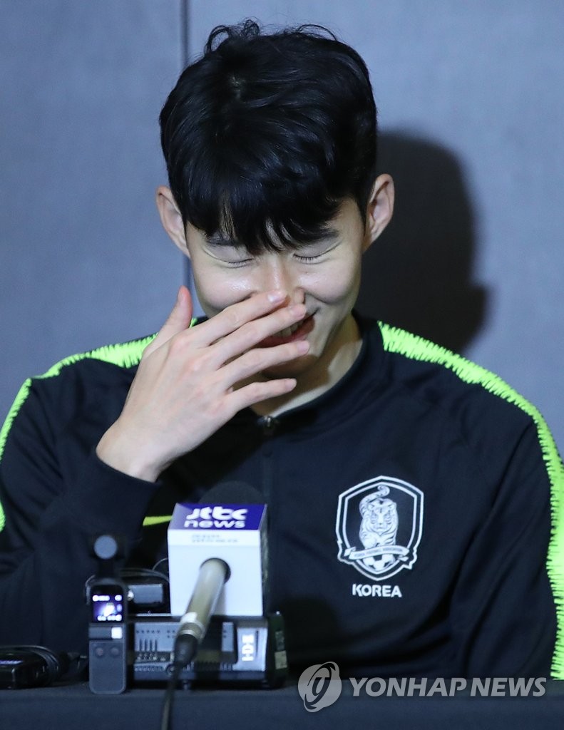 부끄러워하는 축구 천재