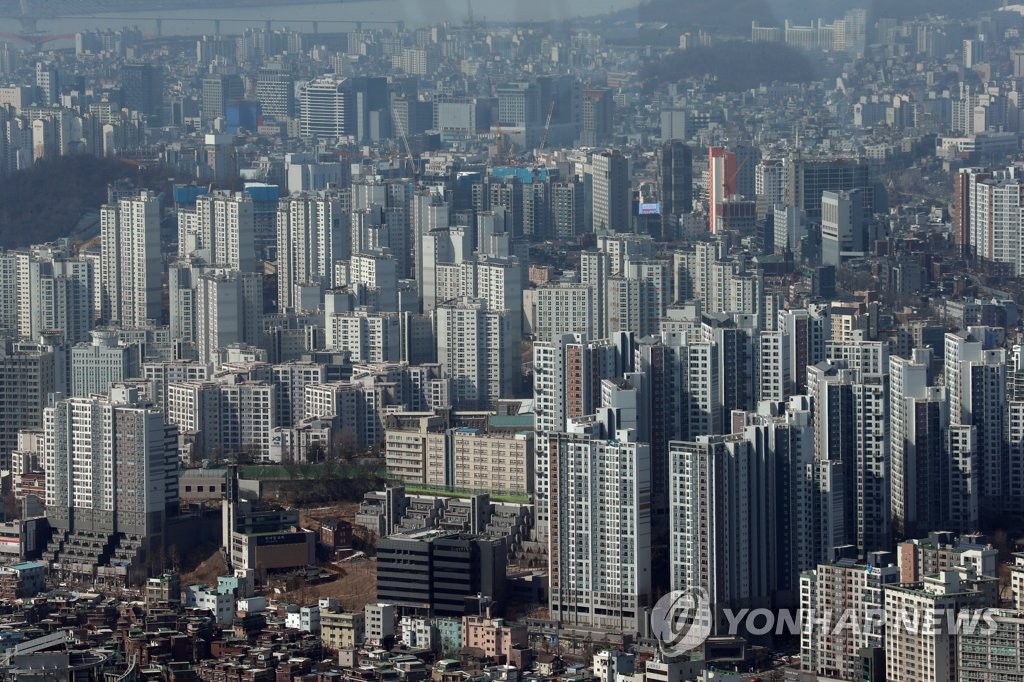 서울 아파트 거래 '꽁꽁'…매매가격 넉달째 하락세