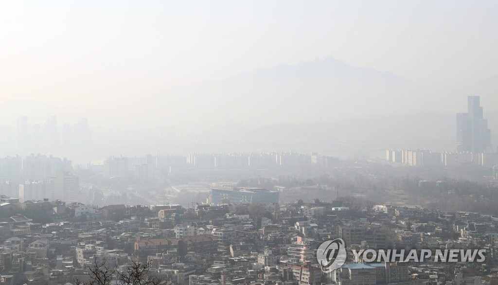 휴일 아침에도 '미세먼지'