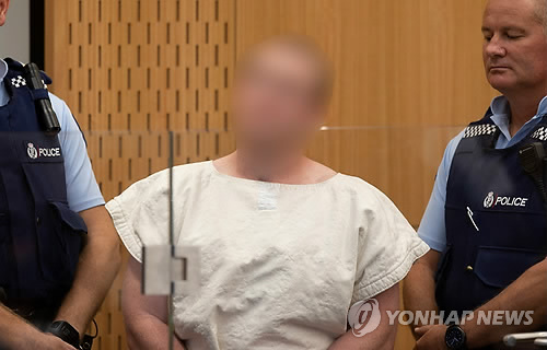 법원에 출석한 뉴질랜드 총격테러범 브렌턴 태런트