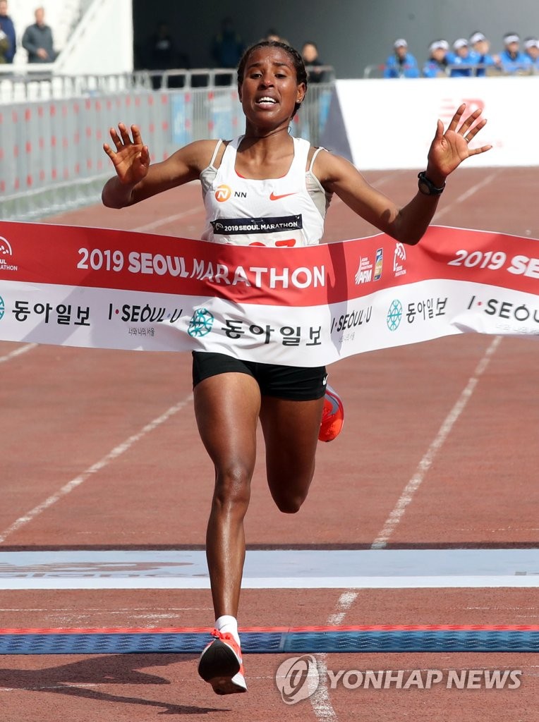 데시 지사 모코닌, 서울국제마라톤 여자 국제부 우승
