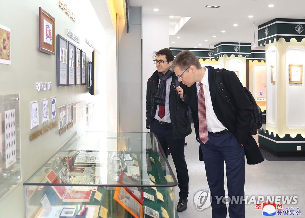 Swiss foreign ministry officials visit N. Korea Swiss foreign ministry officials visit N. Korea