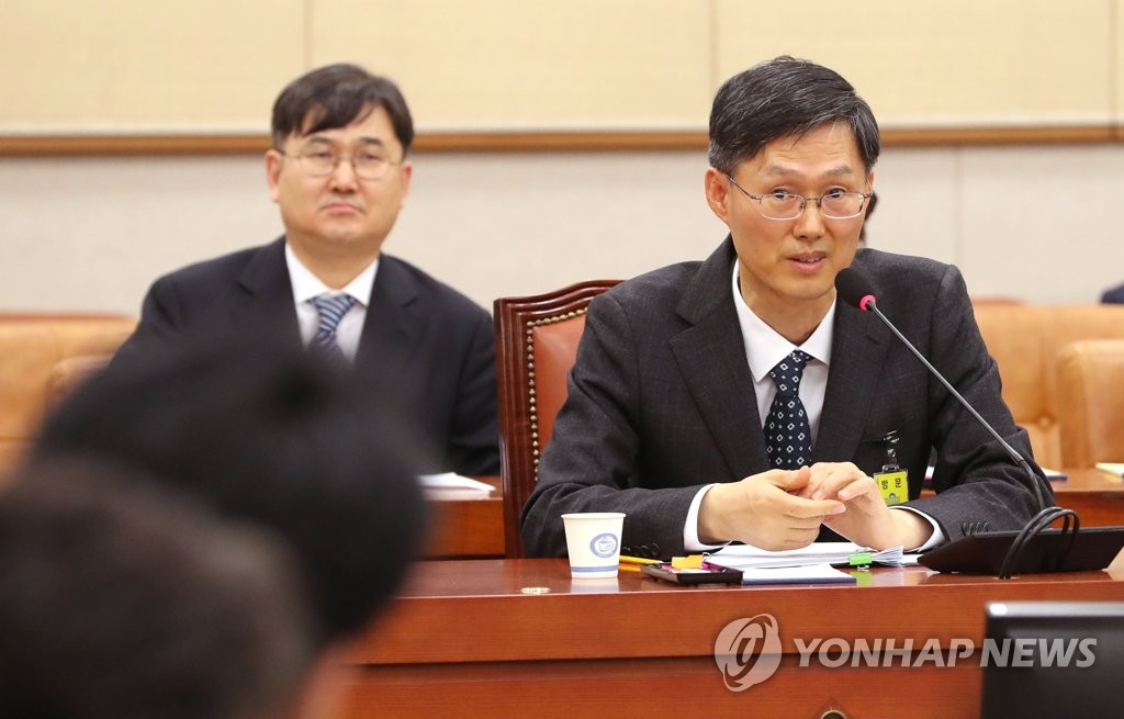 답변하는 문형배 헌법재판관 후보자