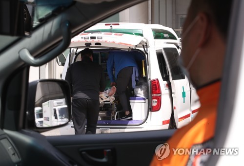 줄 잇는 환자들
