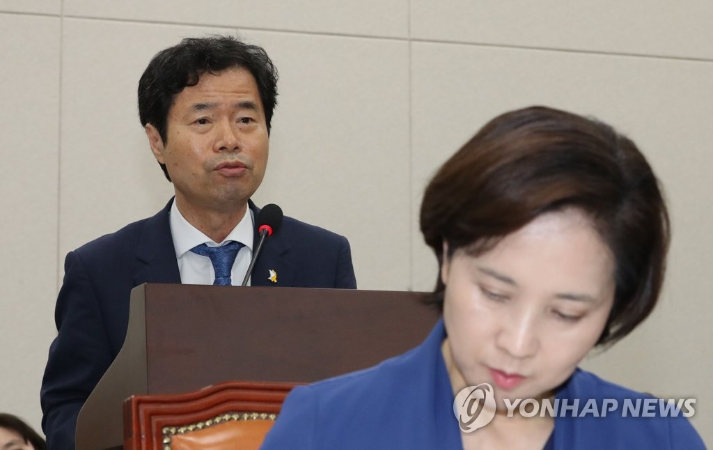 현안 보고하는 김승환 전북교육감