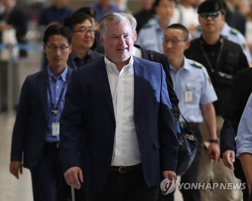 스티븐 비건 방한