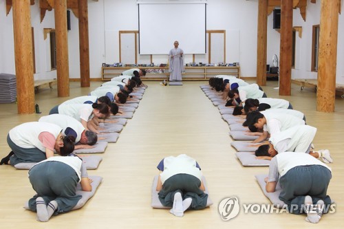 산사에서 108배