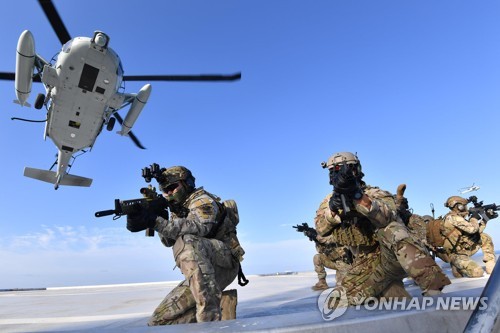 해군, 독도방어훈련 전격 돌입