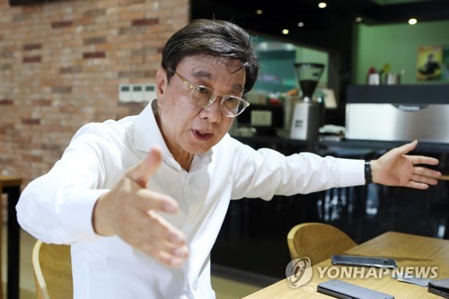 표창장 논란 입장 밝히는 최성해 동양대 총장