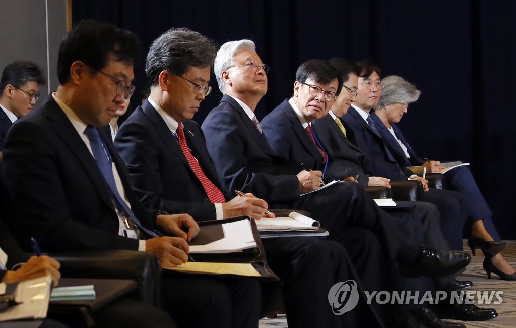 한-미 정상회담, 한국 측 배석자들
