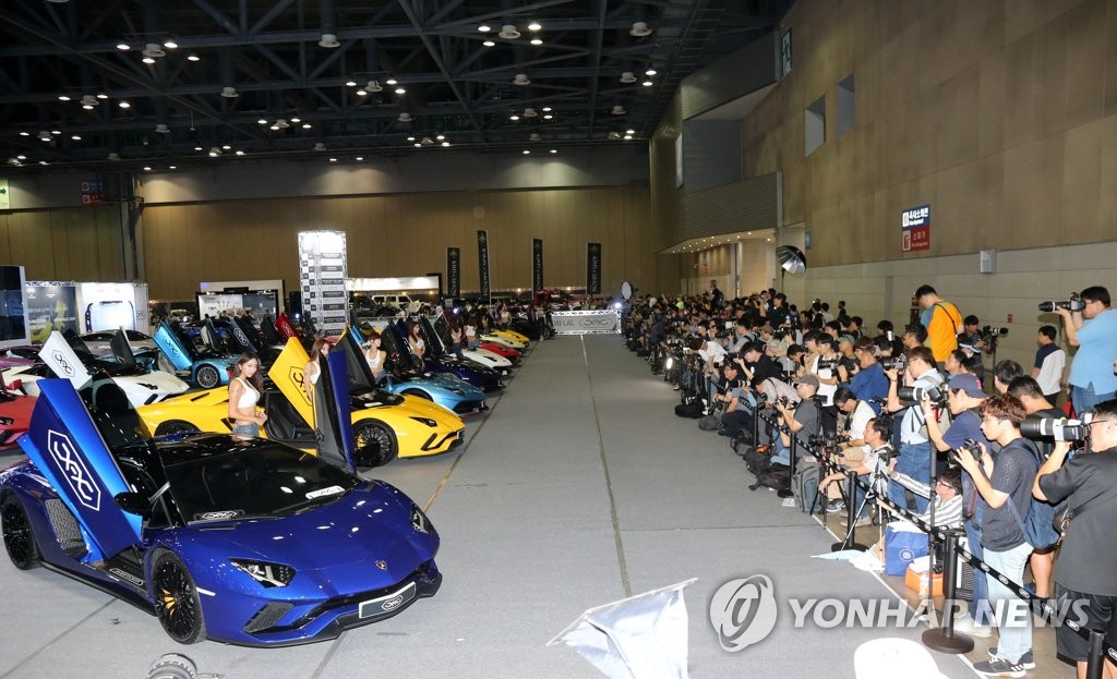 '2019 오토살롱위크' 개막