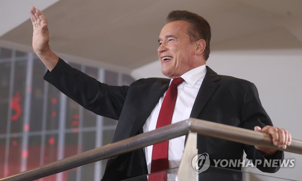 아널드 슈워제네거 '내가 돌아왔다'