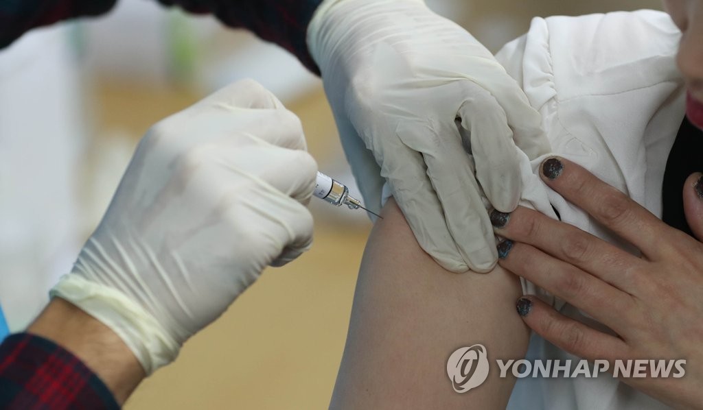 政府はインフルエンザワクチンの接種対象拡大を検討している＝（聯合ニュース）