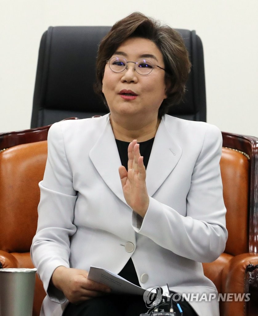 북한 주민 송환 관련 브리핑하는 이혜훈 위원장
