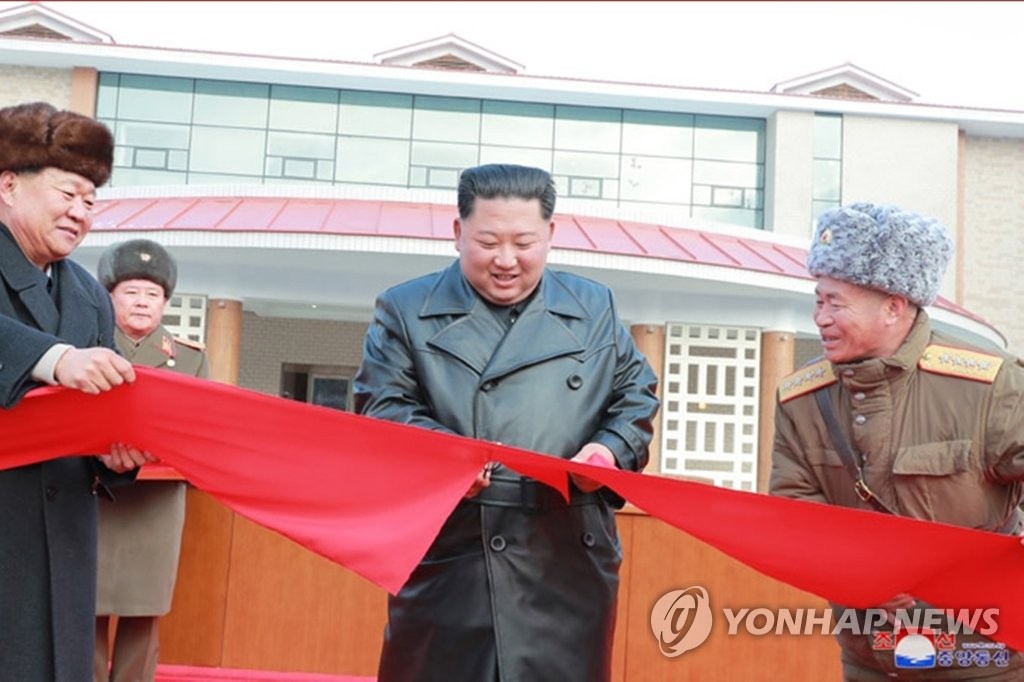 El líder norcoreano en un nuevo balneario El líder norcoreano en un nuevo balneario