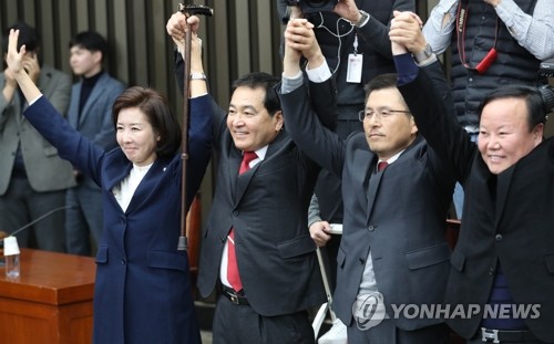 한국당 새 원내대표에 심재철 의원