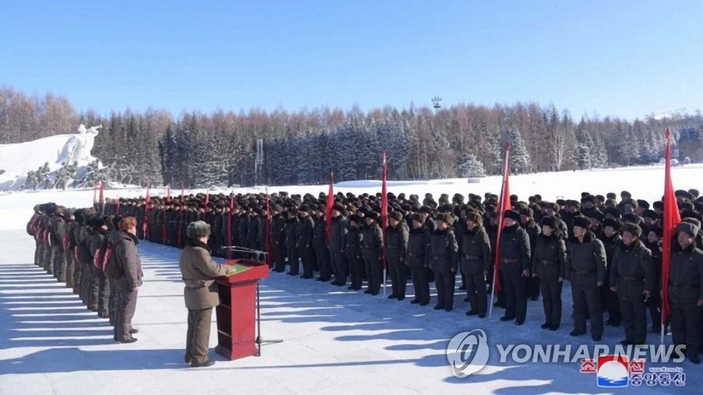 북한 전국당선전 간부들, 삼지연 혁명전적지 답사 후 결의 모임