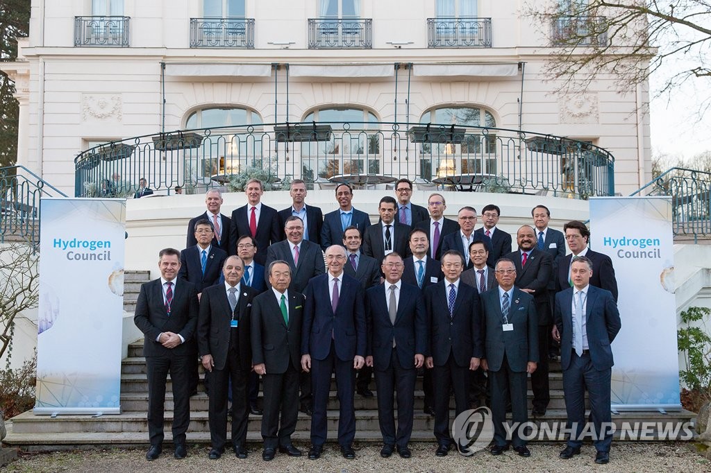El vicepresidente de Hyundai Motor en una reunión del Consejo del Hidrógeno El vicepresidente de Hyundai Motor en una reunión del Consejo del Hidrógeno