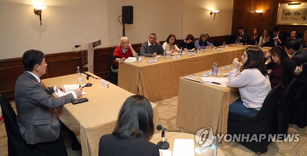 El ministro de Cultura surcoreano en España El ministro de Cultura surcoreano en España