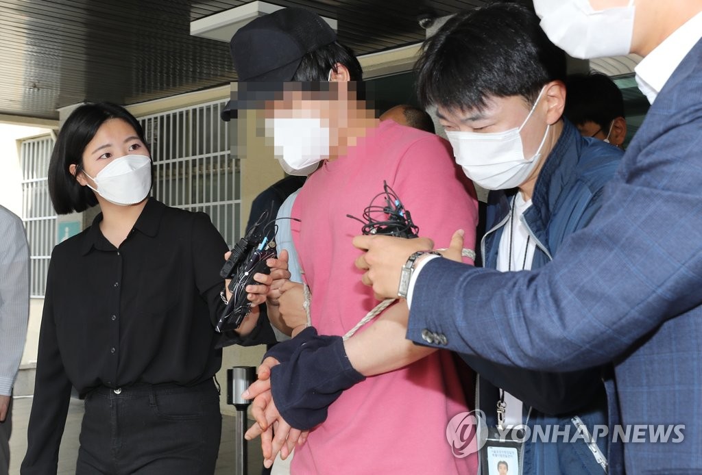구속영장실질심사 앞둔 서울역 묻지마 폭행 피의자