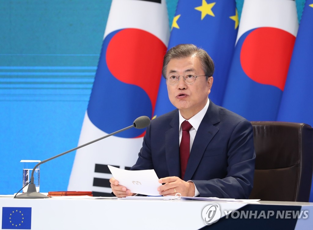 South Korean President Moon Jae-in speaks during a virtual summit with EU leaders at Cheong Wa Dae in Seoul on June 30, 2020. (Yonhap)