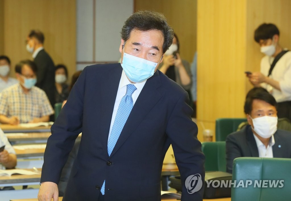 국가안보전략 세미나 참석한 이낙연