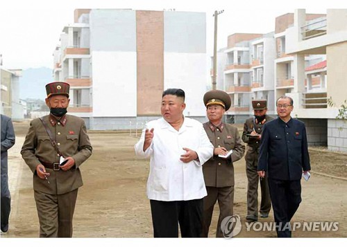 북한 김정은, 강원도 김화군 수해복구현장 현지지도