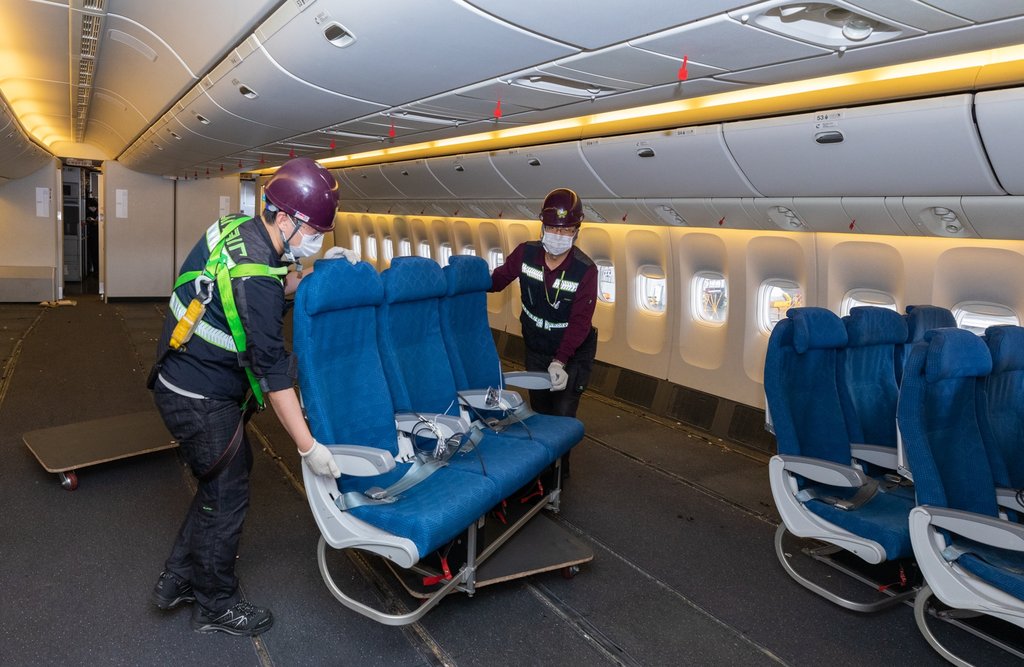 旅客機を貨物専用機に改造 旅客機を貨物専用機に改造