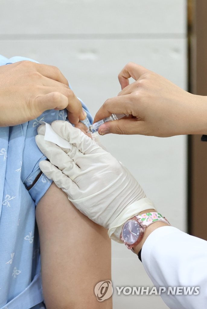 고령층 대상 인플루엔자 백신 무료접종사업 시작
