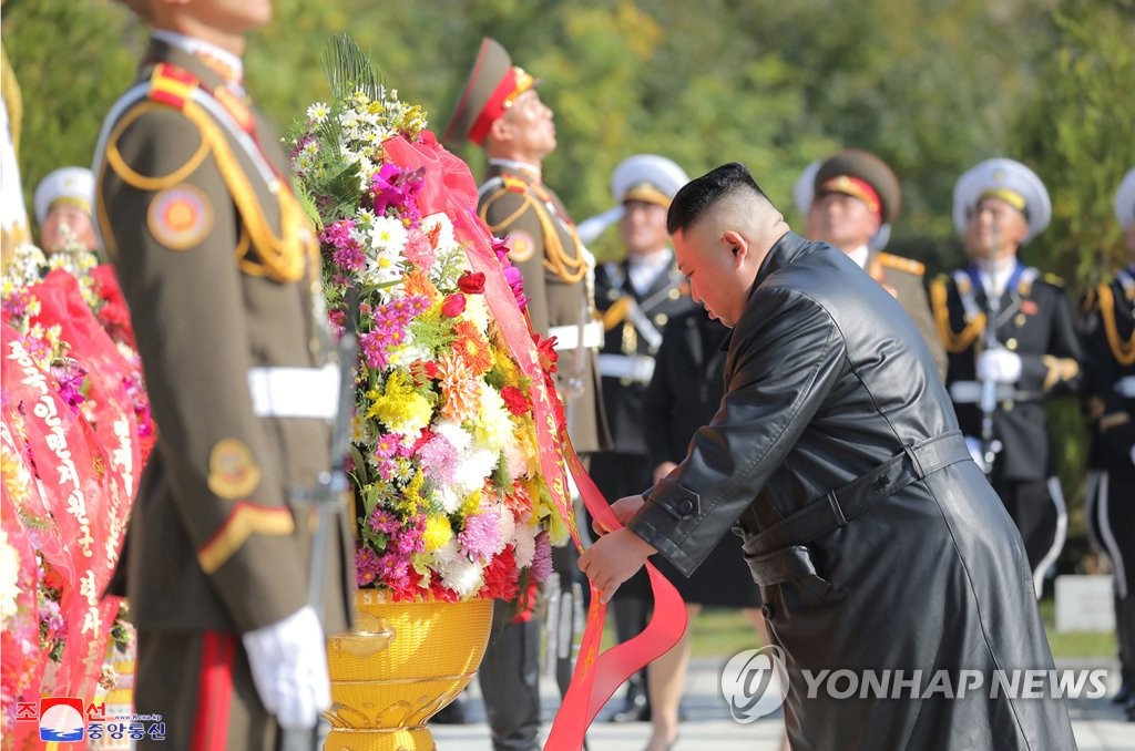 正恩氏 朝鮮戦争参戦の中国兵を哀悼 正恩氏 朝鮮戦争参戦の中国兵を哀悼