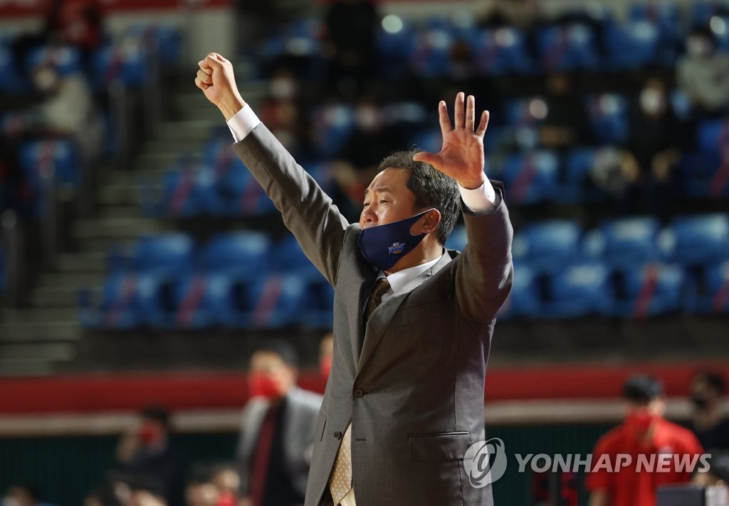 전창진 KCC 감독