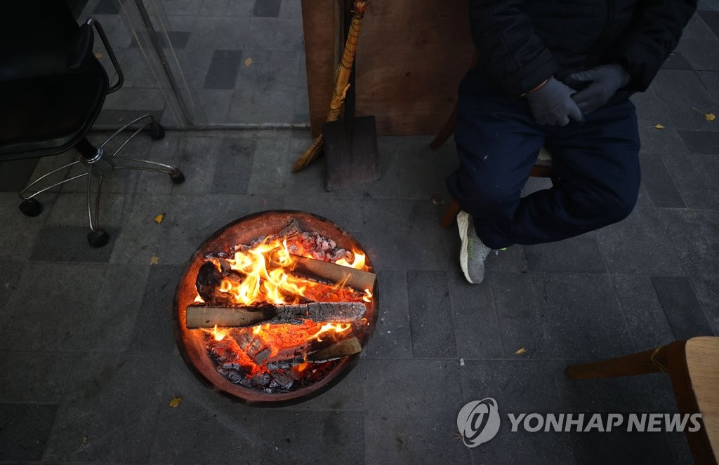 모닥불이 필요한 날씨
