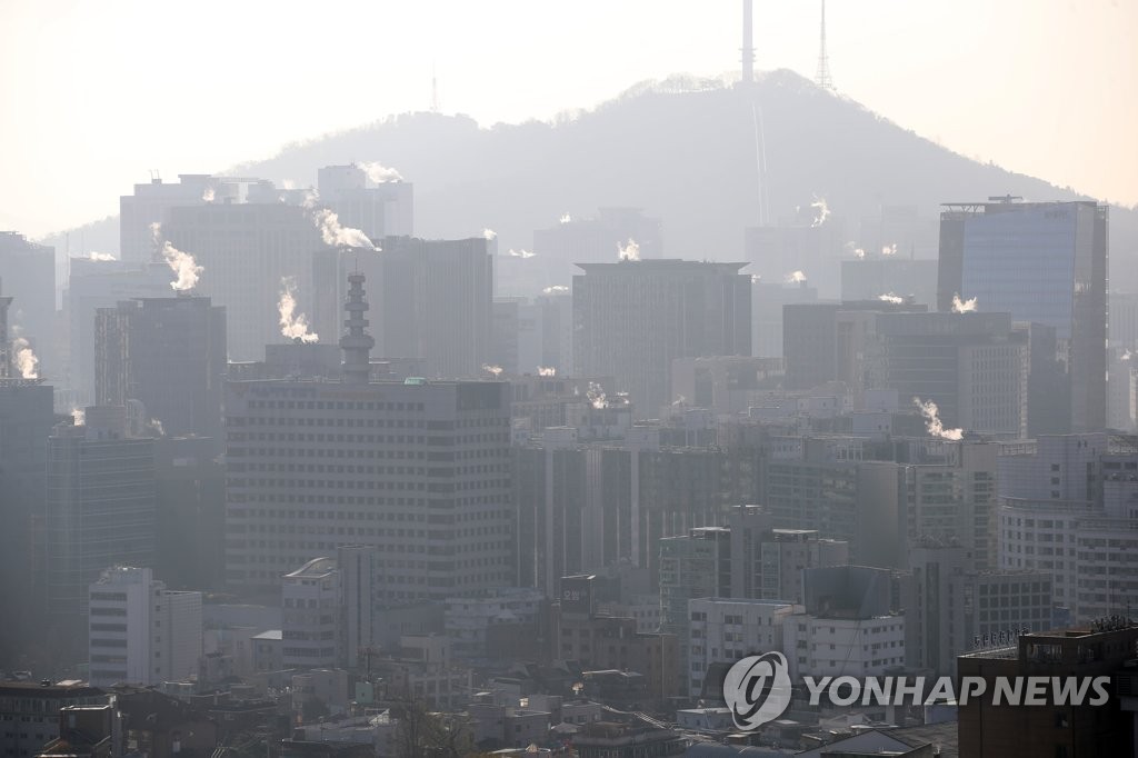 도심 난방 수증기 폴폴
