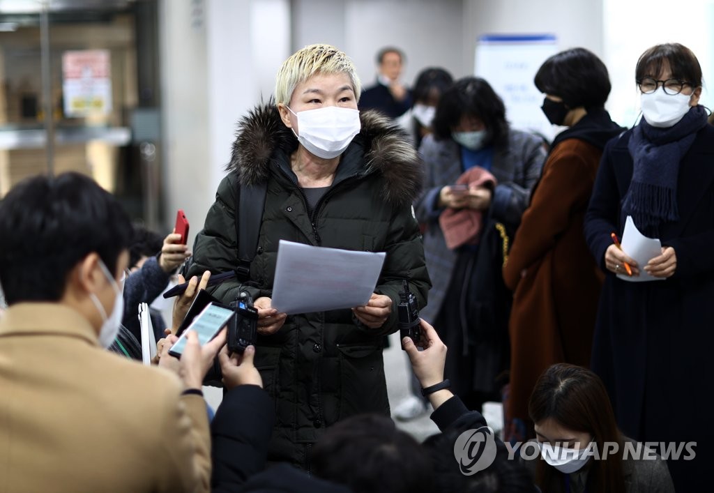 발언하는 김재련 변호사