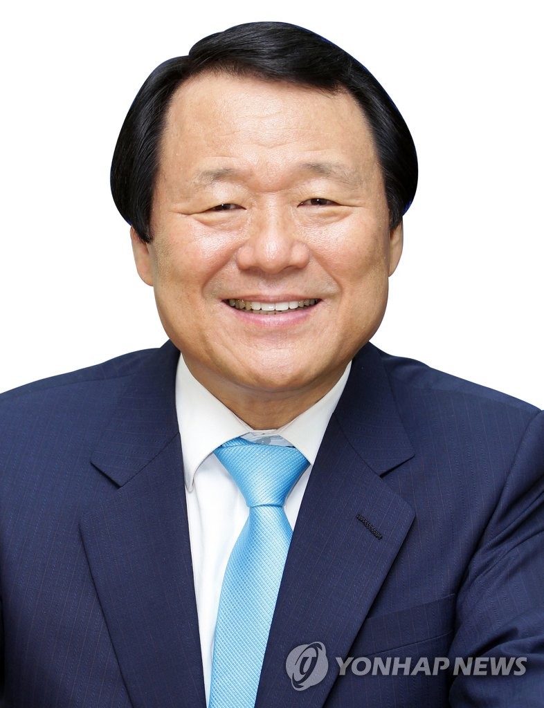 새마을운동중앙회장에 염홍철 전 대전시장 당선
