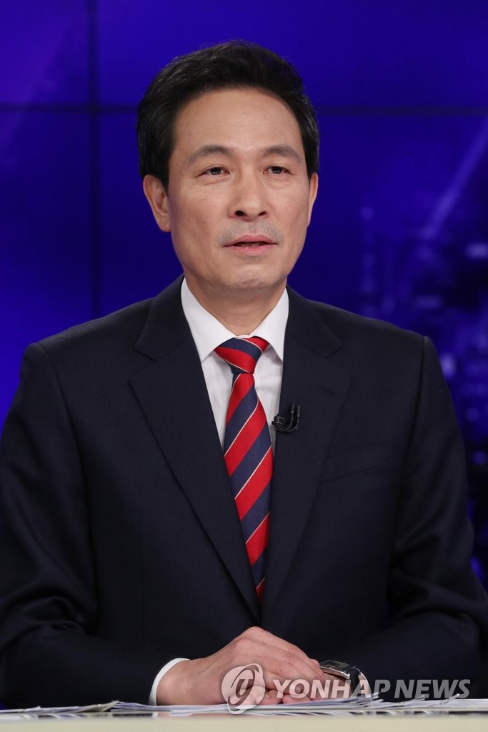 발언하는 우상호 후보