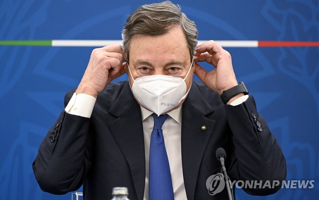 '백신 여권 도입' 공식화하는 드라기 이탈리아 총리