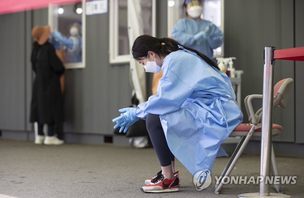 コロナ新規感染者 再び700人台に コロナ新規感染者 再び700人台に