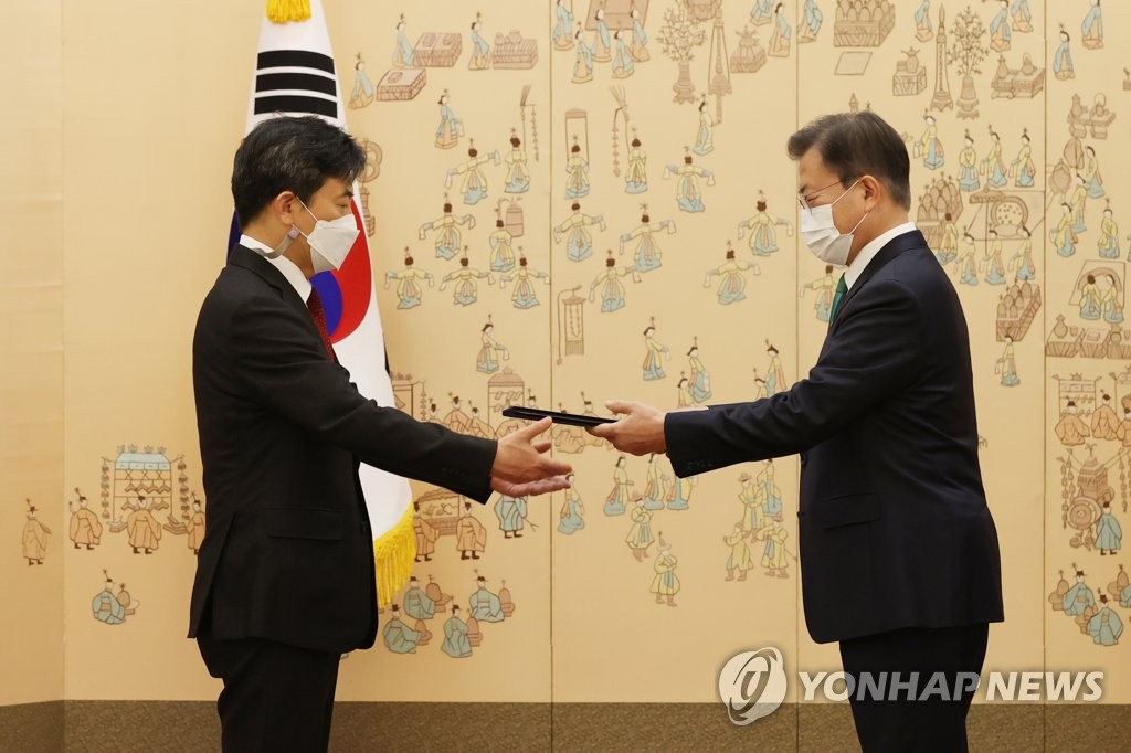 Special prosecutor for Sewol ferry disaster probe Special prosecutor for Sewol ferry disaster probe