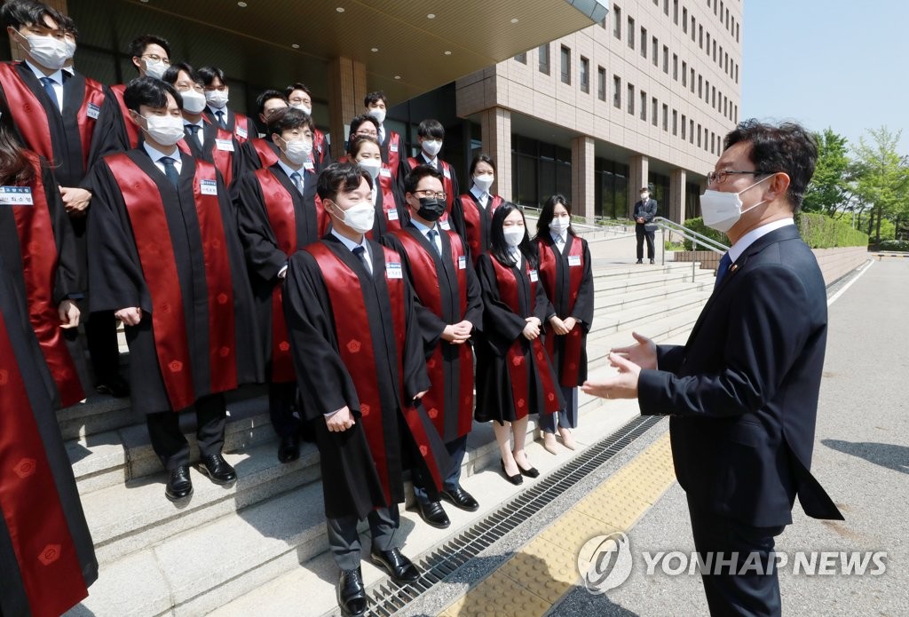 신임검사들에게 전하는 말