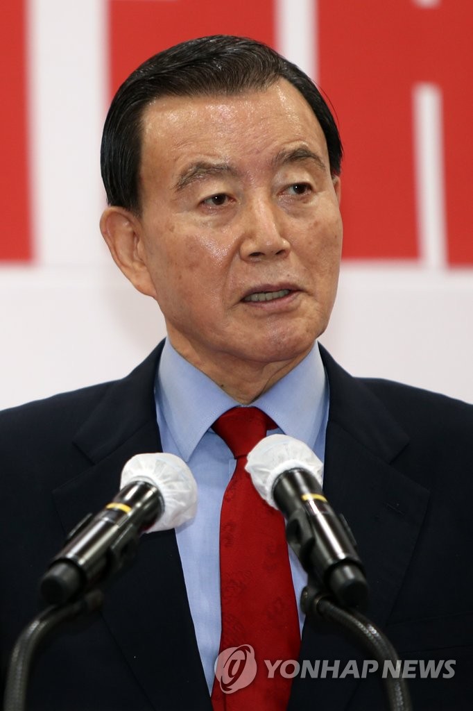 지지 호소하는 홍문표