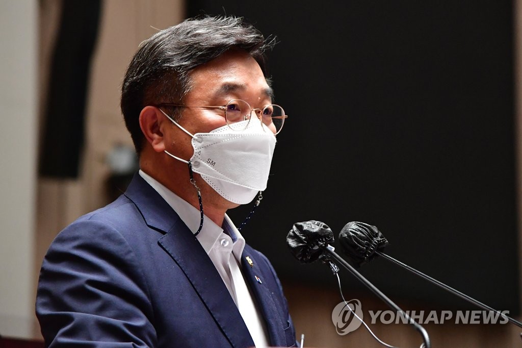 부동산 정책의총 발언하는 윤호중