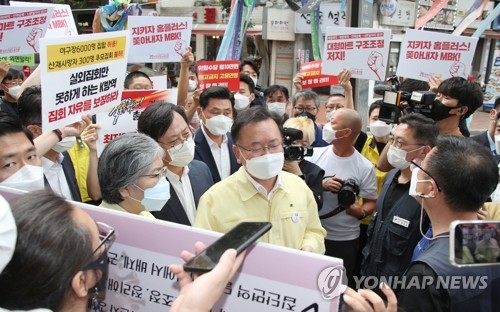 면담 거절 당하는 김부겸 총리