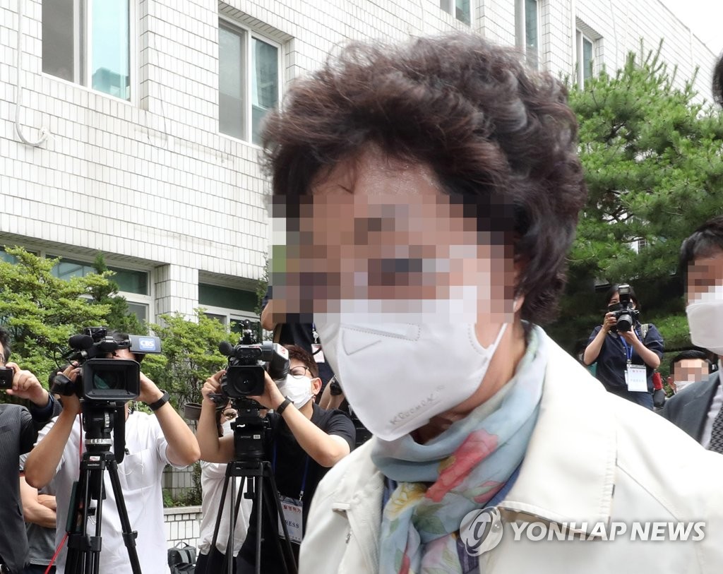 법정 향하는 윤석열 전 검찰총장 장모