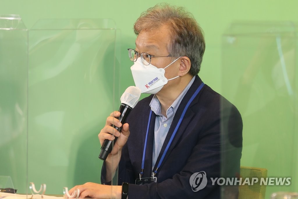 인사말 하는 권칠승 중소벤처기업부 장관