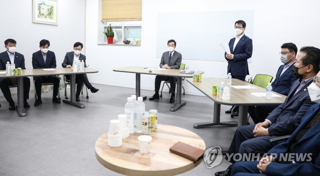 충북 중부3군 핵심당원 만난 이낙연